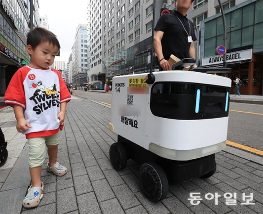 Avoiding Obstacles and Slowing Down with ‘AI Eyes’… Safety Regulations Need to Be Improved Before Commercialization